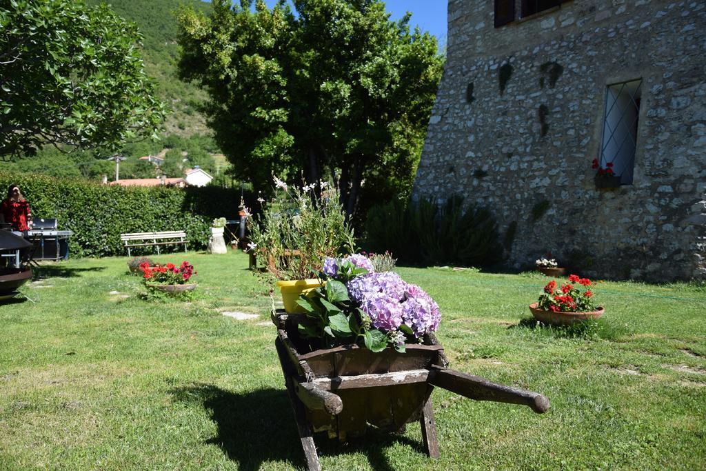 Agriturismo Campagna In Compagnia Vallo di Nera Exterior foto